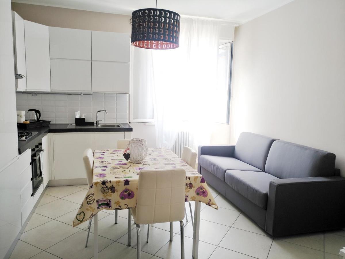Mamma Casa Marina Center Apartments ريميني المظهر الخارجي الصورة