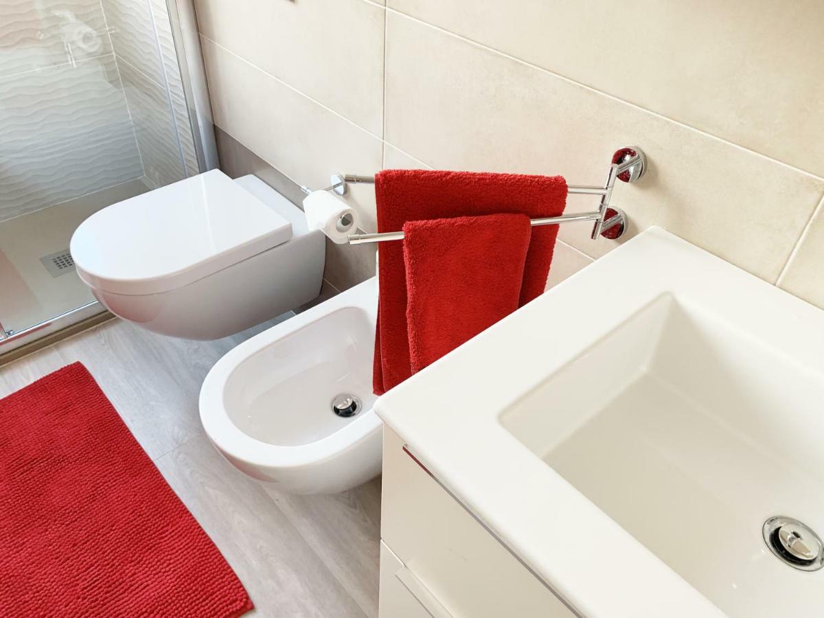 Mamma Casa Marina Center Apartments ريميني المظهر الخارجي الصورة